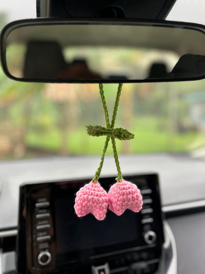 Tulip hanging 🌷